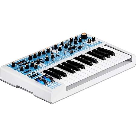 Novation Bass Station II Swifty Edition White