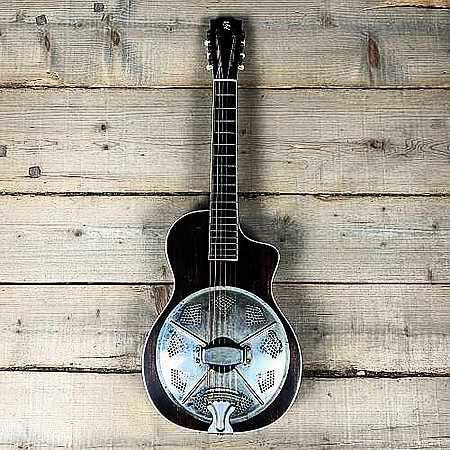 Baton Rouge R71PC/12-SCR Resonator screwed crimson