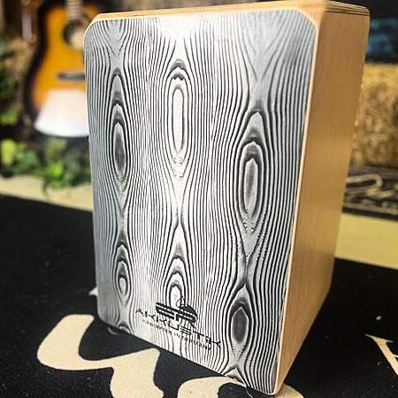 ERakkustik Cajon Typ 1 GWG grau-weiß-grau