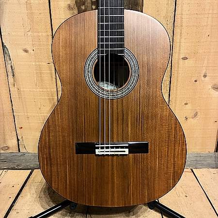 Höfner H-MZM Konzertgitarre