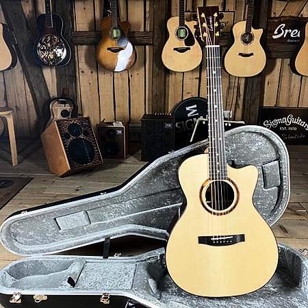 Lakewood M-32 CP Grand Concert Deluxe Serie