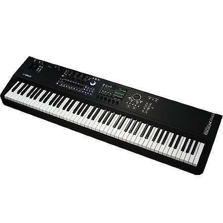 Yamaha MODX M8 Synthesizer 
