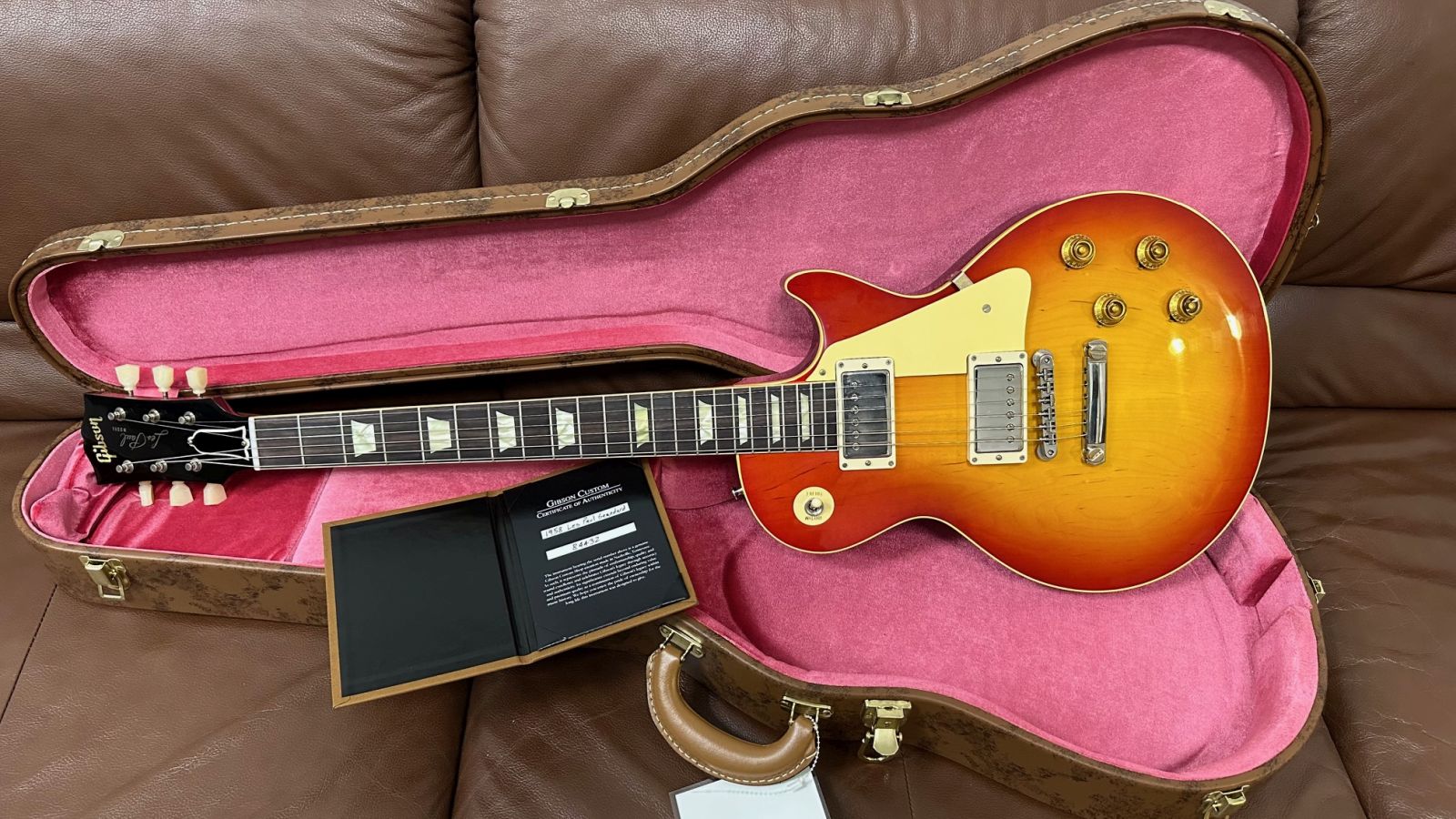 Gibson 1958 Les Paul Standard Reissue VOS Washed Cherry Sunburst