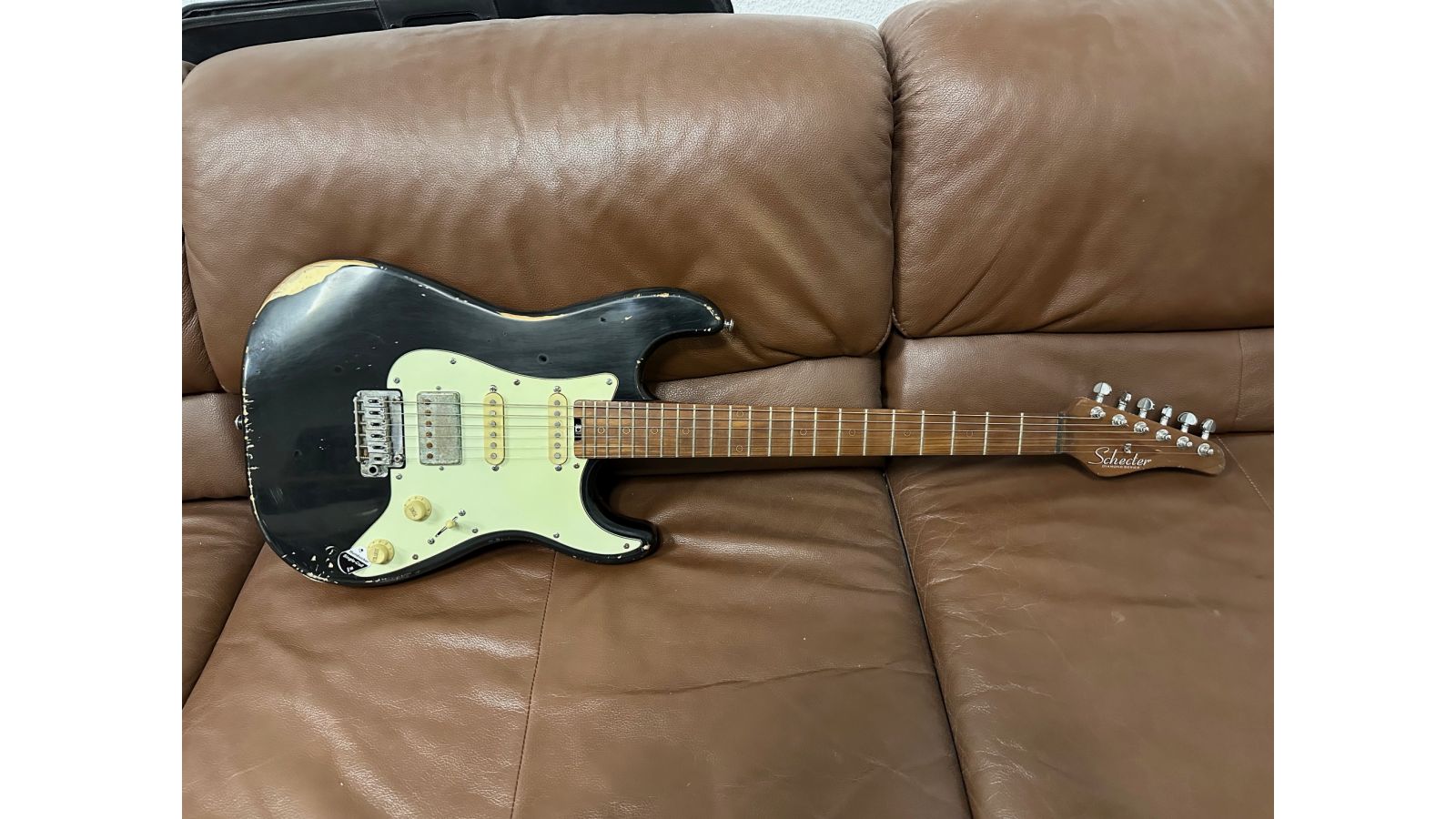 Schecter Nick Johnston Traditional HSS Aged Atomic Ink Limited