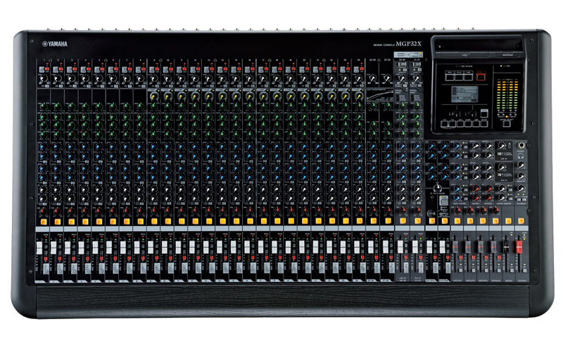 Yamaha MGP32X Mixer