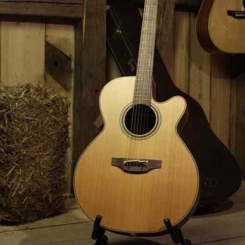 Takamine P3NC Westerngitarre