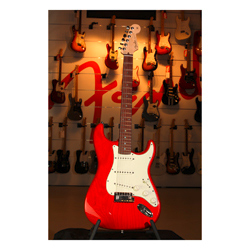 Fender 2011 Custom deluxe Stratocaster RW CAR