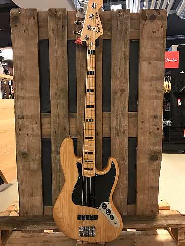 Fender FSR 70s Jazz Bass MN NAT limited