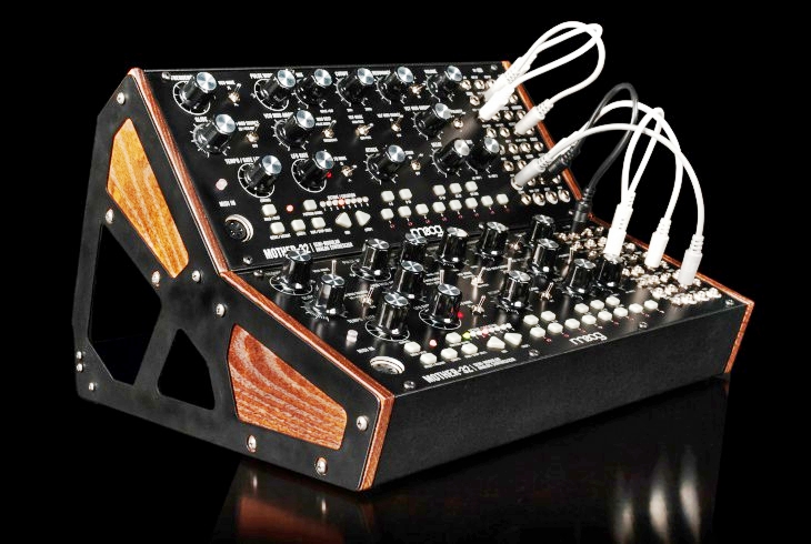 Moog Rack Kit 2 Ebenen